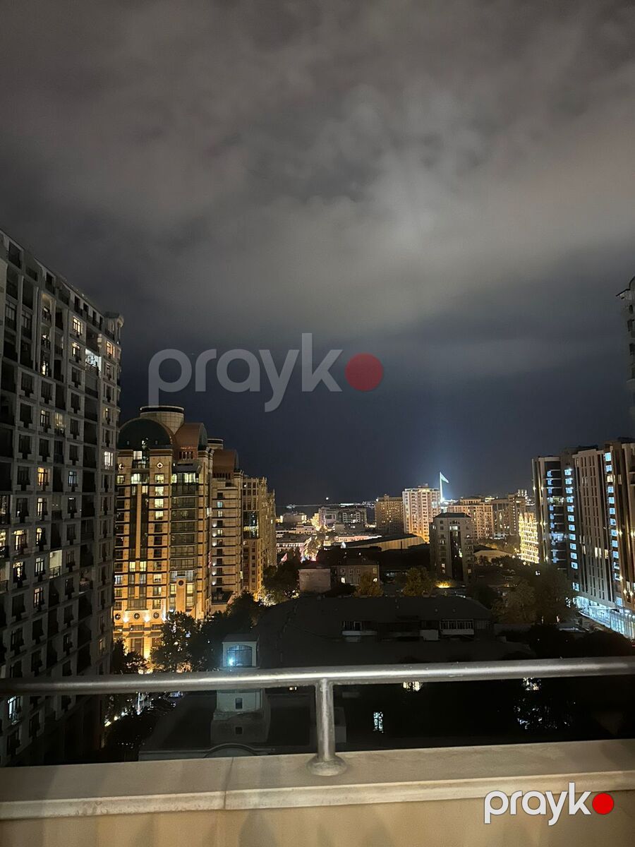 Satılır 4 otaqlı yeni tikili 220 m² — Mənzil, Bakı (2)