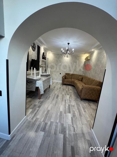 İcarəyə verilir 3 otaqlı yeni tikili 65 m²