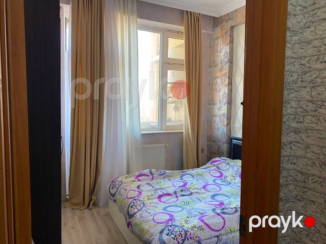 Satılır 2 otaqlı köhnə tikili 88 m² — Mənzil, Bakı (2)