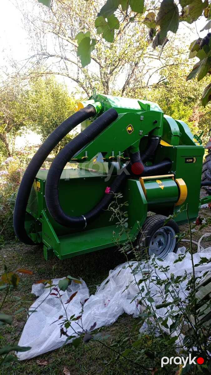 Fındıq yığan aparat Hasatsan H2200 — Biznes və avadanlıq, Zaqatala (4)