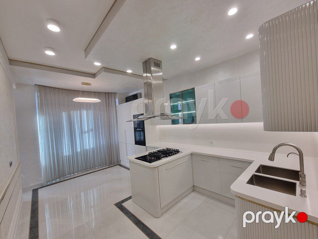 Satılır 4 otaqlı yeni tikili 204 m² — Mənzil, Bakı (5)
