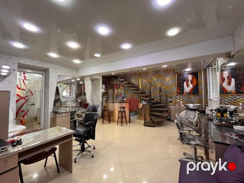 Satılır obyekt 130 m² — Bakı