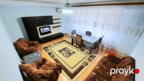 2-otaqlı mənzil kirayə verilir, 28 May küç., 70 m² — Bakı