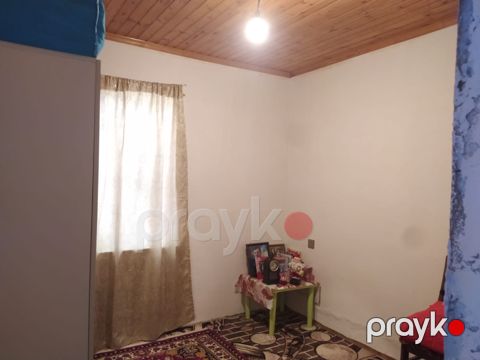 Həyət evi, Şüvəlan qəs — Bakı