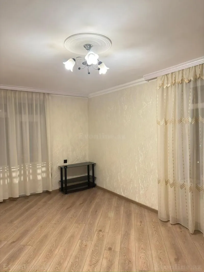 Satılır 1 otaqlı Mənzil Köhnə tikili 35 m² Bakı, Sabunçu r., Bakıxanov — Mənzil, Bakı (3)