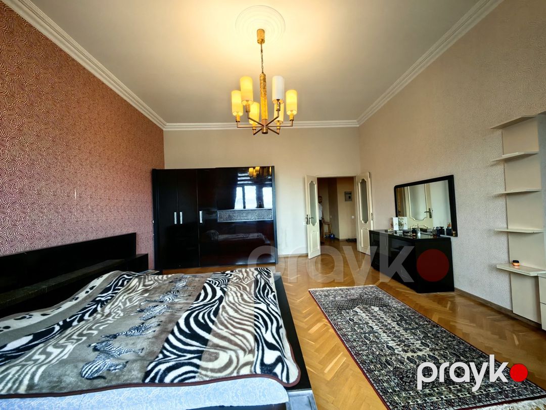 Satılır 3 otaqlı köhnə tikili 130 m² — Mənzil, Bakı (12)