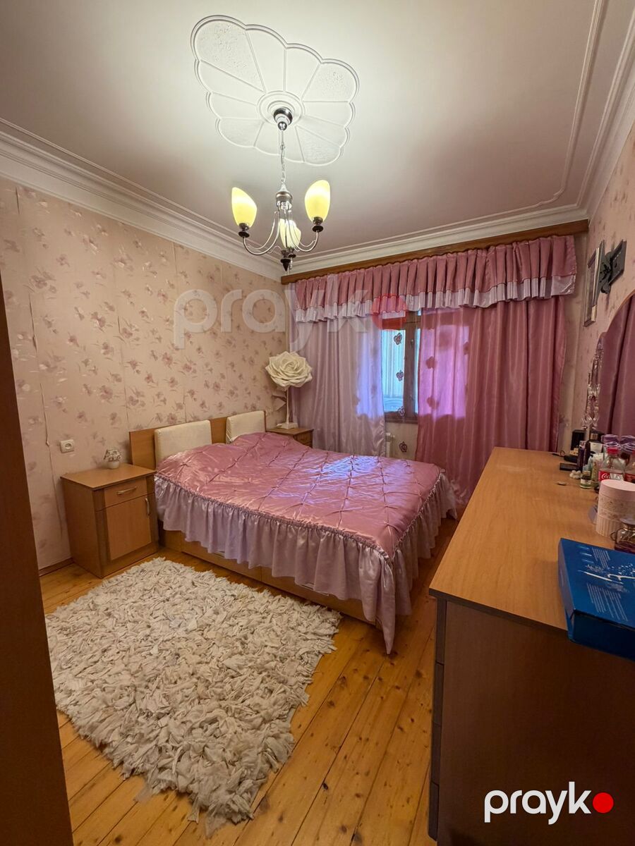 Satılır 4 otaqlı köhnə tikili 100 m² — Mənzil, Bakı (9)