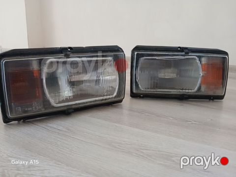 Çex fara yaxşı vəziyyətdədir sadəcə sol tərfdəkində yüngül çat var — Salyan