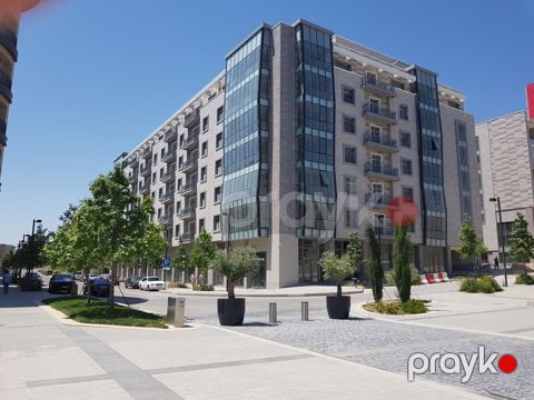 Satılır 4 otaqlı yeni tikili 225 m² — Bakı