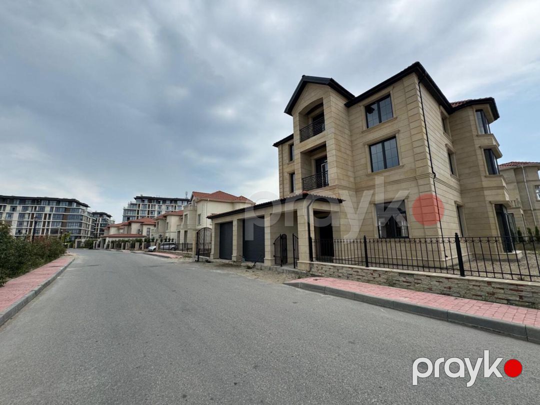 Satılır 6 otaqlı həyət evi/bağ evi 450 m² — Ev, villa, Bakı (3)