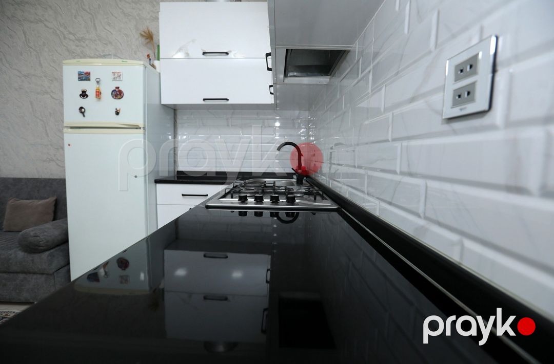 Satılır 2 otaqlı köhnə tikili 50 m² — Mənzil, Bakı (7)