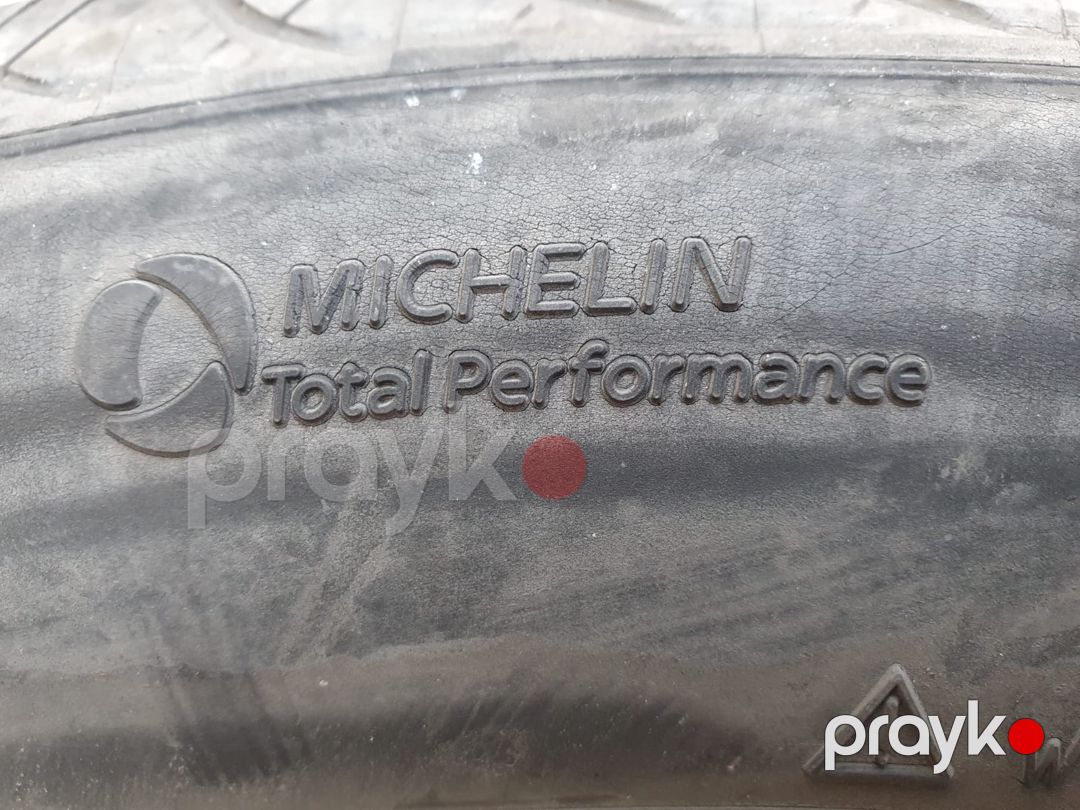 Michelin şinləri 235/50 R17 — Ehtiyat hissələri və aksesuarlar, Bakı (5)
