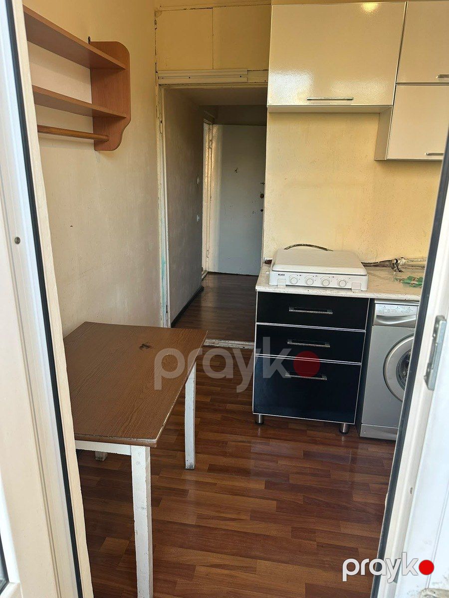Satılır 1 otaqlı köhnə tikili 45 m² — Mənzil, Bakı (7)