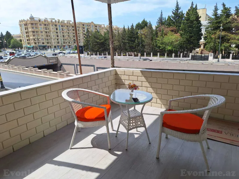 Kirayə verilir 2 otaqlı Mənzil Köhnə tikili 86 m² Bakı, Nərimanov r., Gənclik m — Bakı