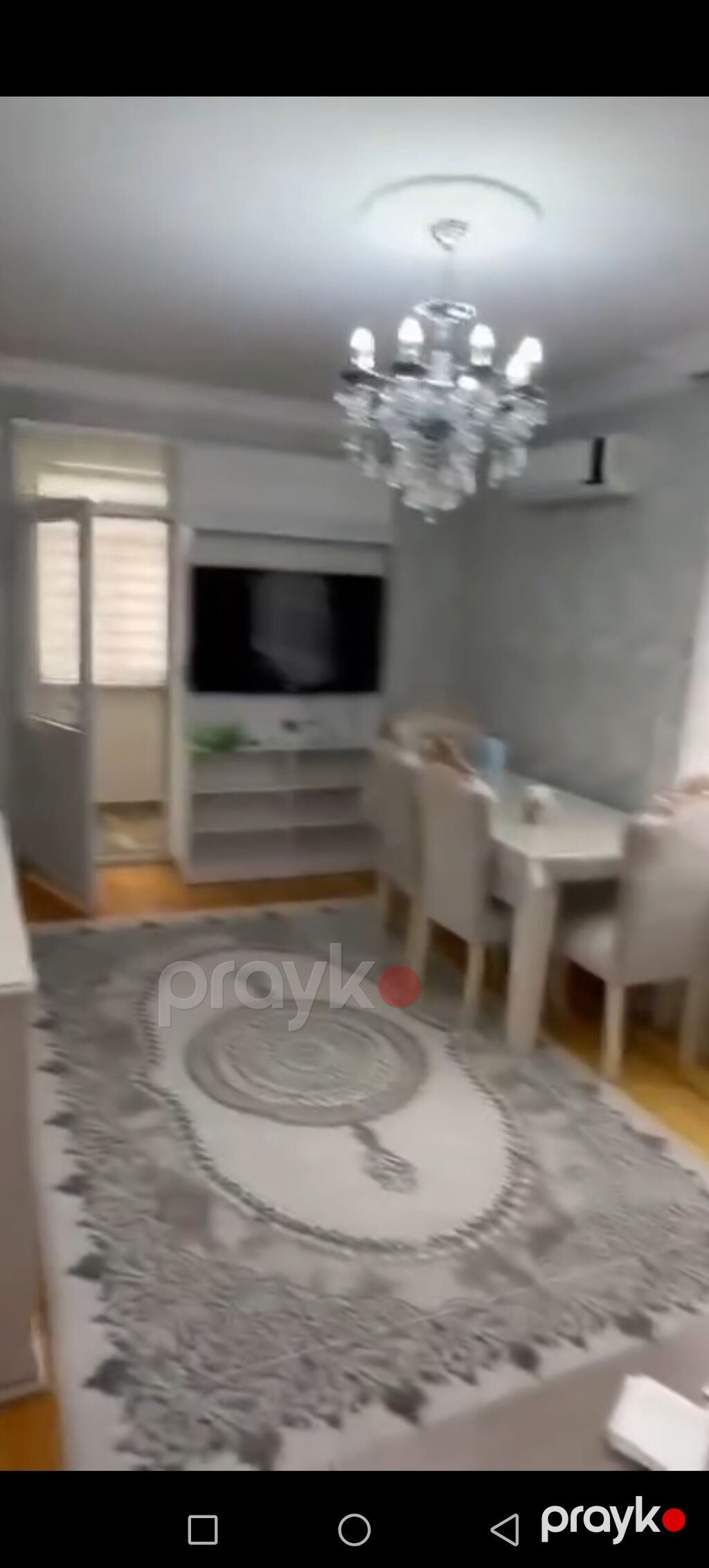 28 May metrosunun yaxınlığında 151 saylı məktəbin qarsisi. AZİ — Mənzil, Bakı (7)