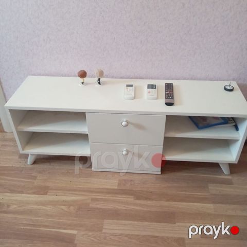 Tv stend.qiymet 40 man.yeni kimi.unvan Yasamal.kod2954 gnk¹⁰ E — Bakı