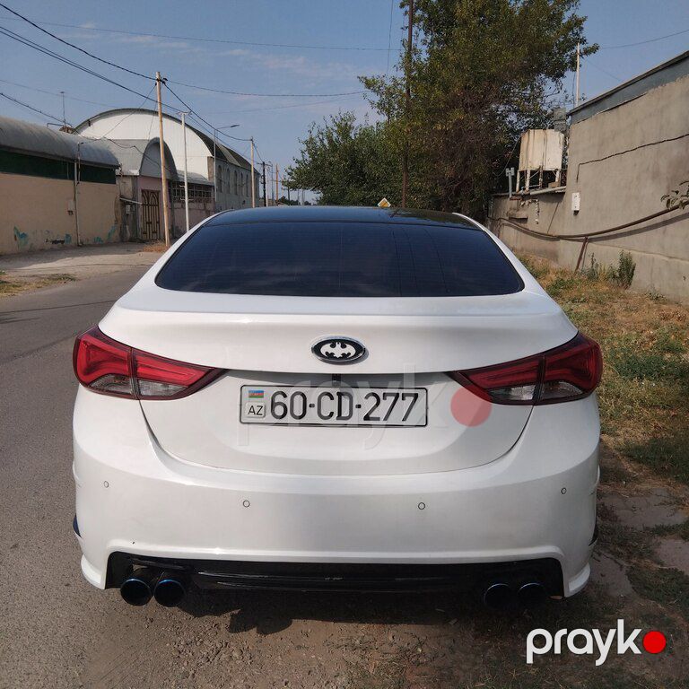 Hyundai Avante, 1.6 L, 2015 il, 237 000 km — Avtomobillər, Tovuz (11)