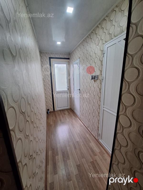 Satılır 3 otaqlı Bina evi menzil (Köhnə tikili), 72 m², 10-cu mikrorayon — Mənzil, Sumqayıt (10)