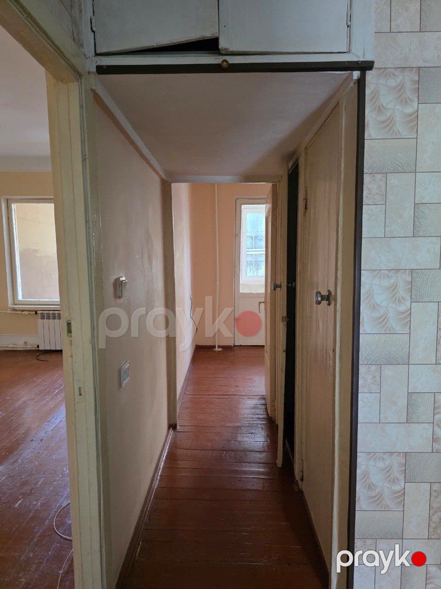 Satılır 2 otaqlı köhnə tikili 90 m² — Mənzil, Bakı (5)