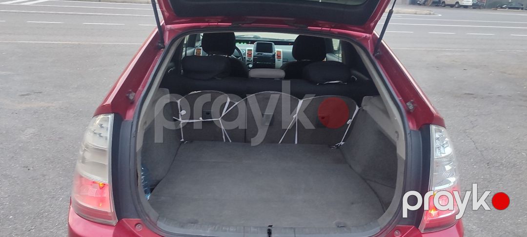 Toyota Prius icarəsi — Avtomobil icarəsi, Bakı (4)