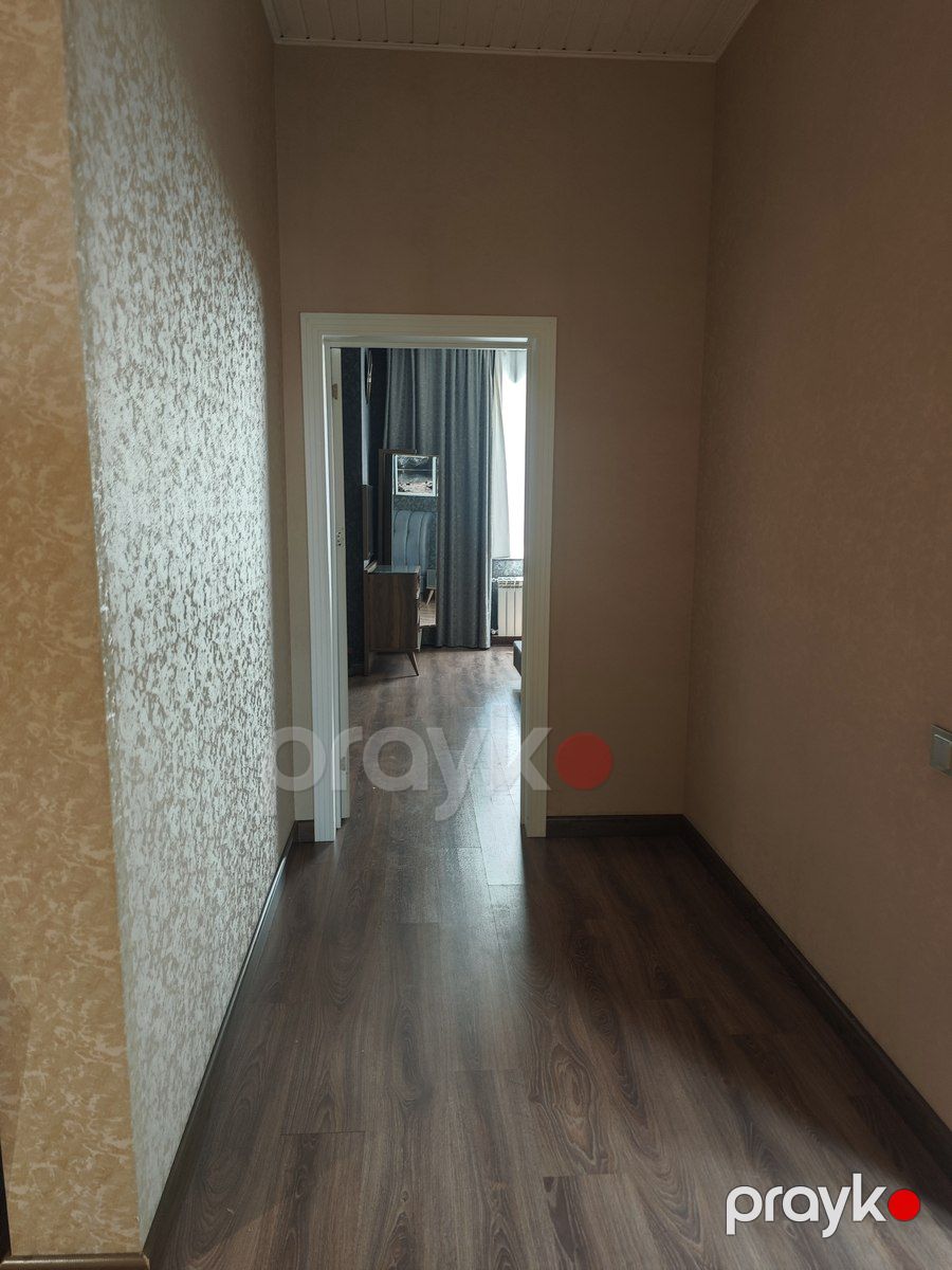 Satılır 4 otaqlı həyət evi/bağ evi 250 m² — Ev, villa, Bakı (11)