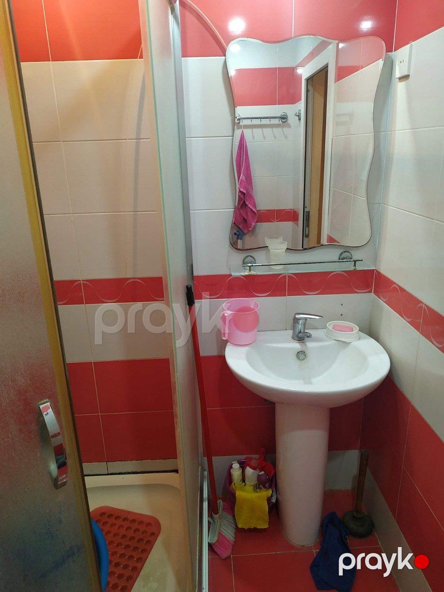 Satılır 2 otaqlı köhnə tikili 50 m² — Mənzil, Bakı (4)