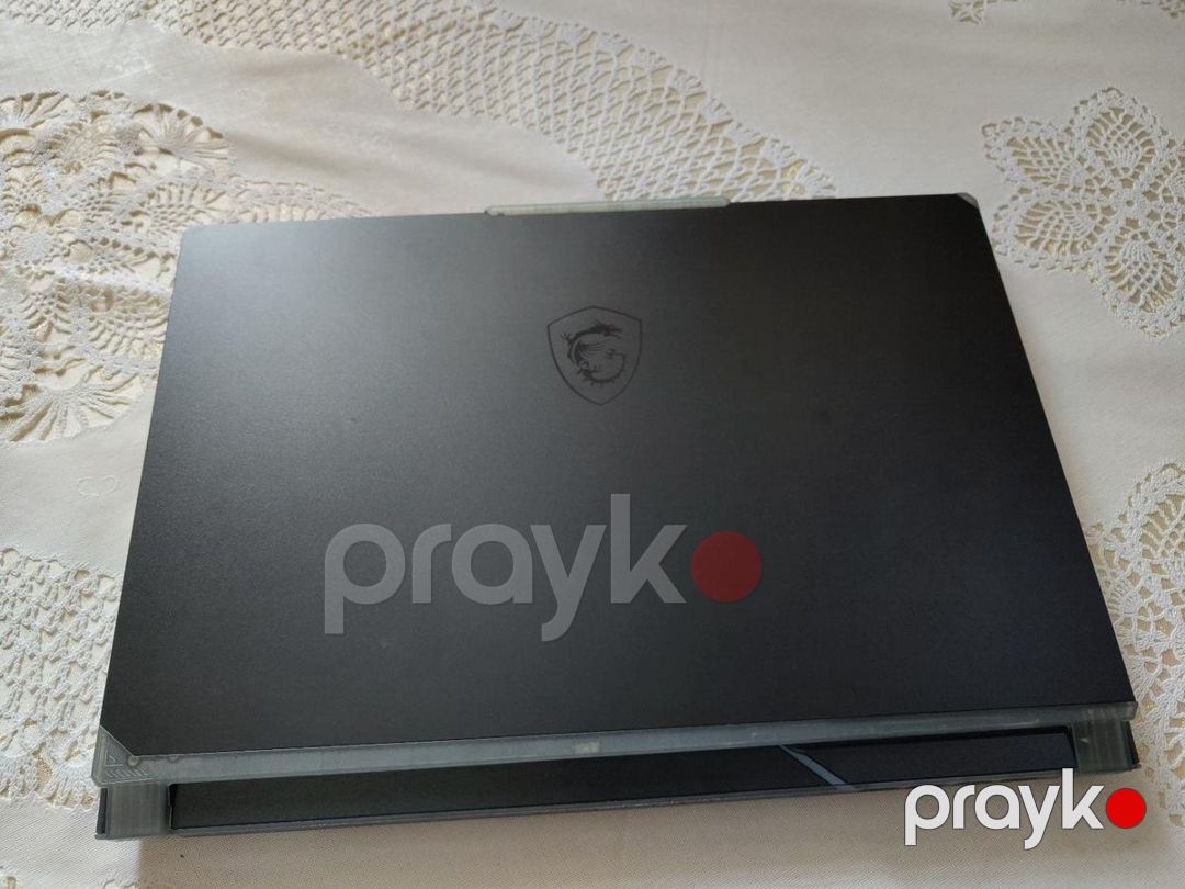 MSI Cyborg 15 2025 — Noutbuklar, Bakı (7)