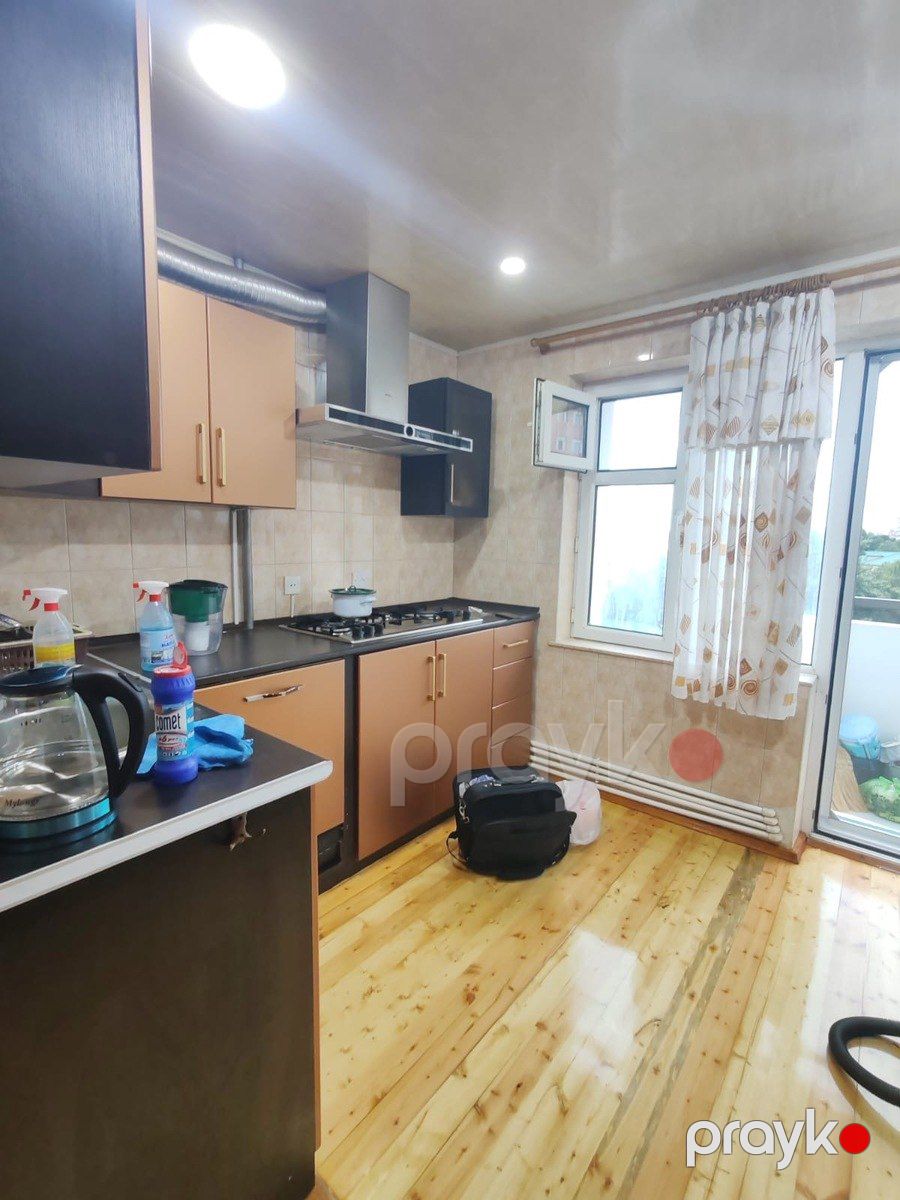 İcarəyə verilir 4 otaqlı köhnə tikili 110 m² — Mənzil, Bakı (11)
