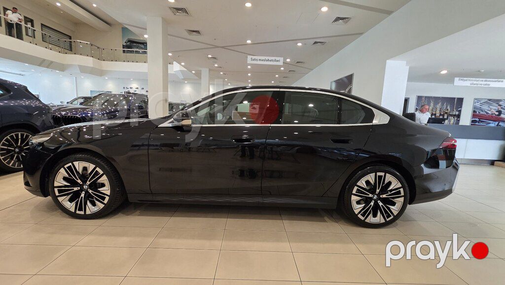 BMW 520, 2.0 L, 2025 il, yeni — Avtomobillər, Bakı (7)