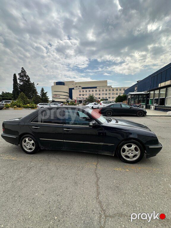 Mercedes E 270, 2.7 L, 1999 il, 428 000 km — Avtomobillər, Bakı (5)