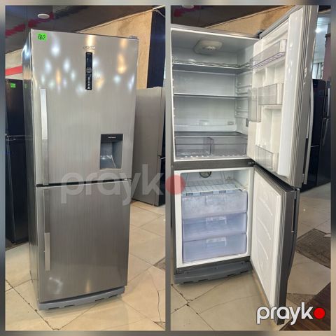 İki qapılı, aşağıda dondurucu bölməsi olan inox rəngli soyuducu — Digah