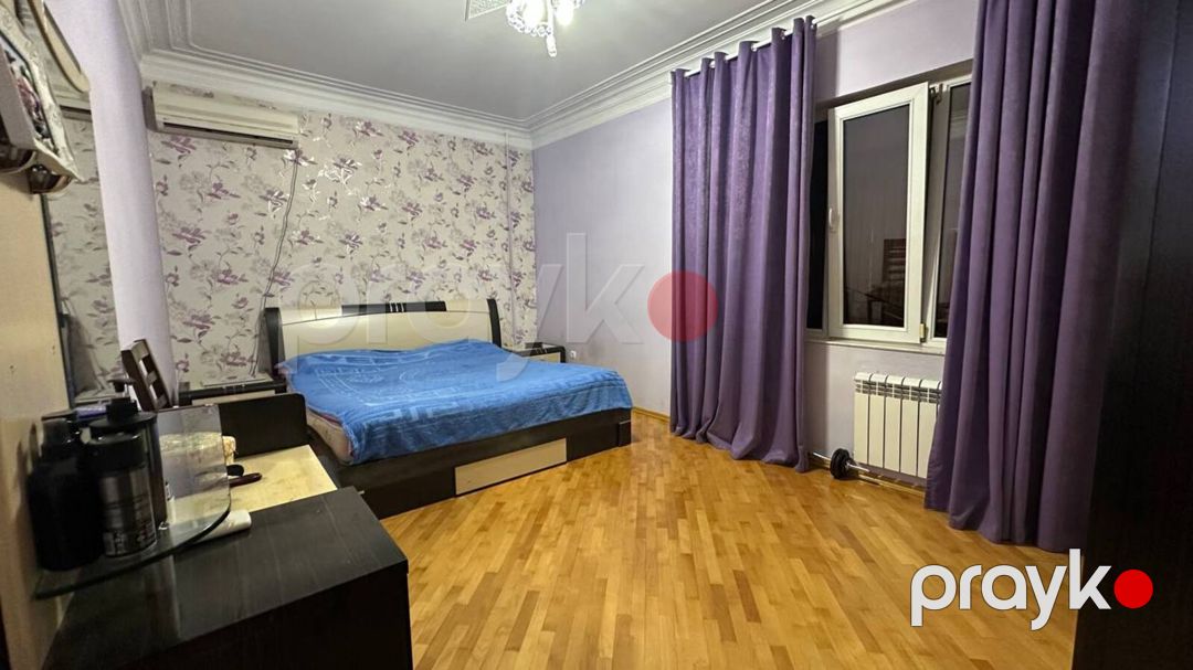 Satılır 4 otaqlı köhnə tikili 112 m² — Mənzil, Bakı (9)
