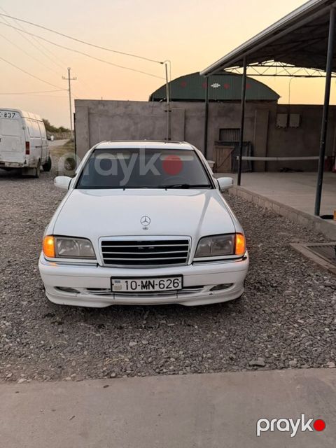 Mercedes C 230, 2.3 L, 1998 il, 563 270 km — Sabirabad
