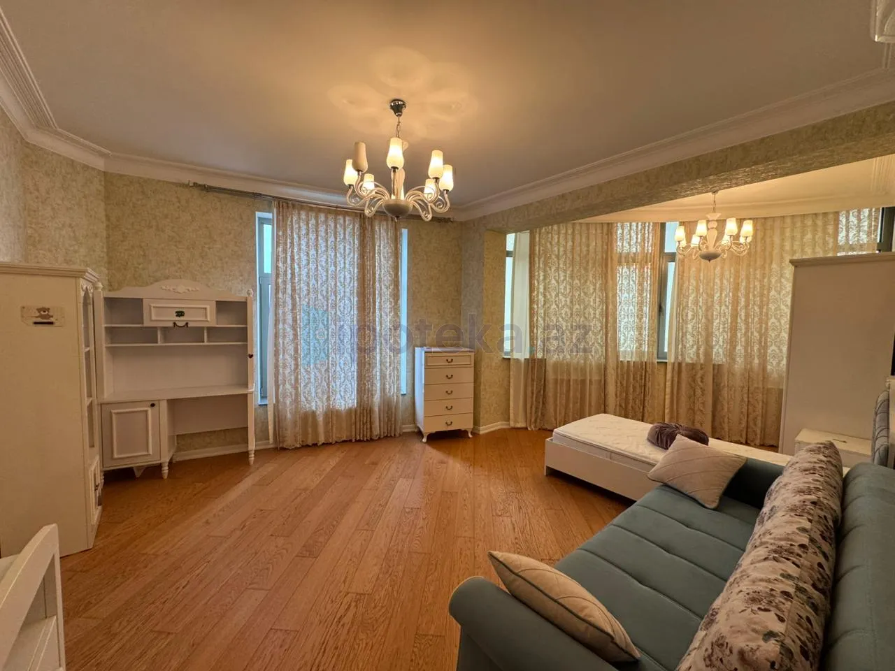 Satılır: 3 Otaq, Yeni tikili, Yasamal r., 171.00 m² — Mənzil, Bakı (6)
