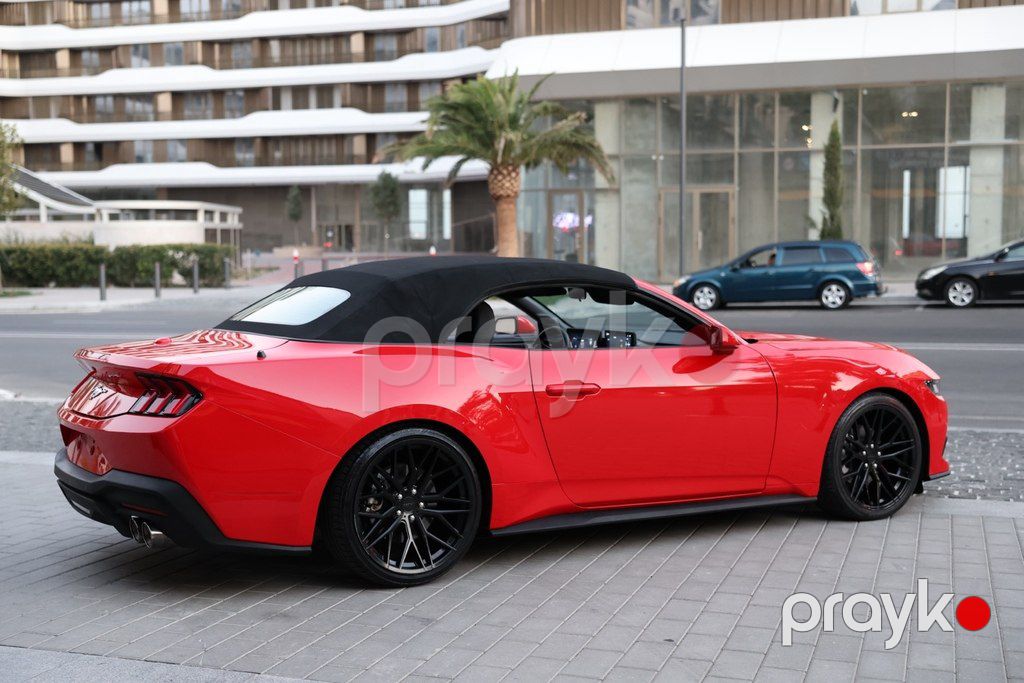 Ford Mustang, 2.3 L, 2024 il, 32 000 km — Avtomobillər, Bakı (12)