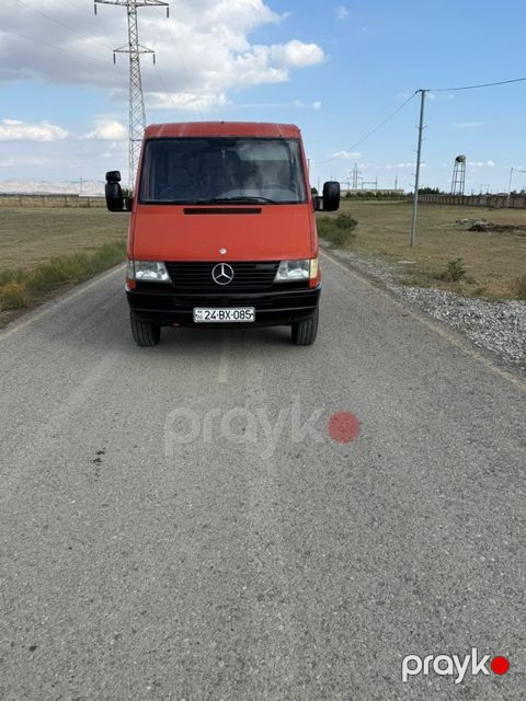Mercedes Sprinter 208, 2.3 L, 1997 il, 245 000 km — Hacıqabul