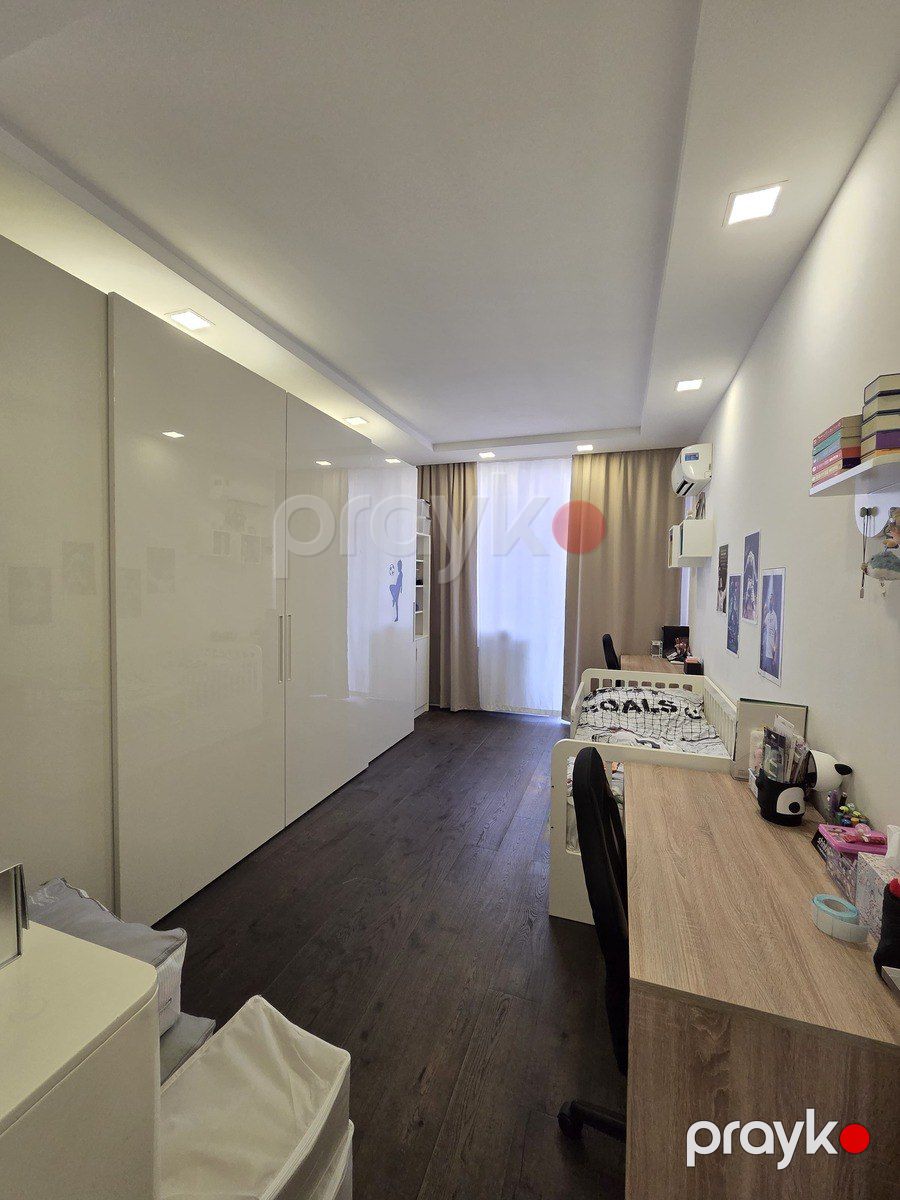 Satılır 4 otaqlı yeni tikili 200 m² — Mənzil, Bakı (9)