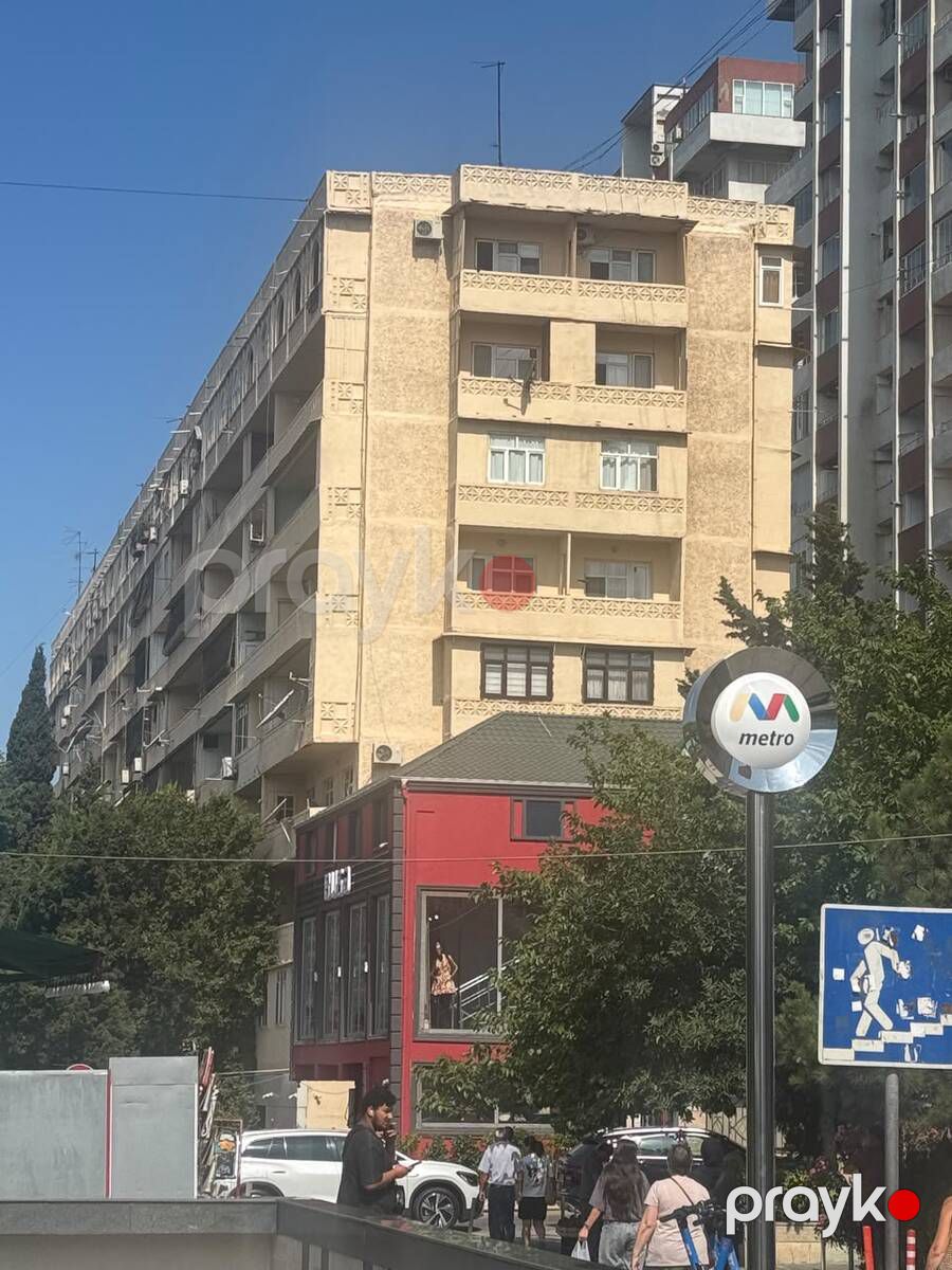 Satılır 4 otaqlı köhnə tikili 120 m² — Mənzil, Bakı (3)