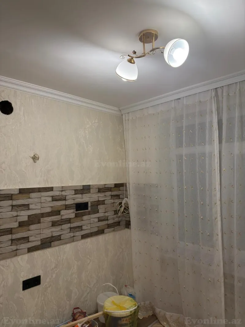 Satılır 1 otaqlı Mənzil Köhnə tikili 35 m² Bakı, Sabunçu r., Bakıxanov — Mənzil, Bakı (6)