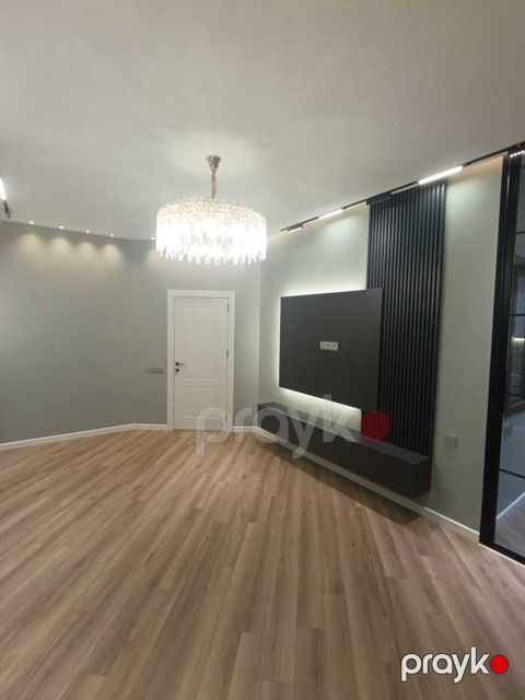Satılır 2 otaqlı yeni tikili 65 m² — Bakı