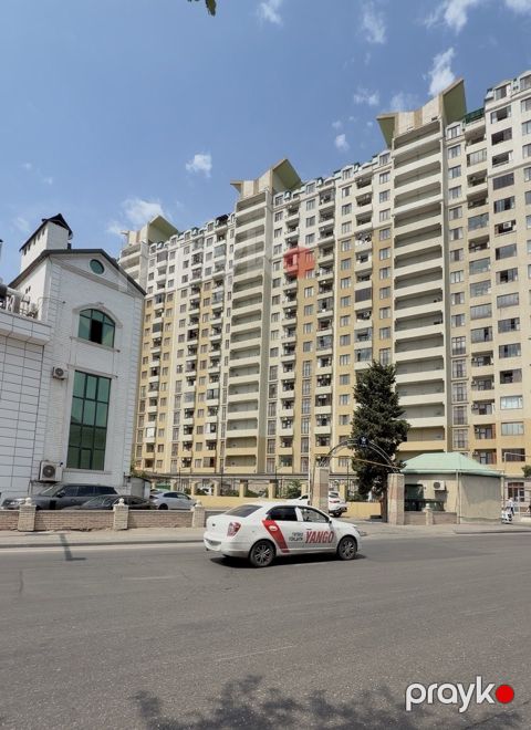 Satılır 2 otaqlı köhnə tikili 74 m² — Bakı
