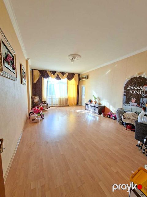 Satılır 3 otaqlı yeni tikili 150 m² — Bakı