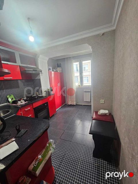 Satılır 2 otaqlı köhnə tikili 50 m² — Bakı
