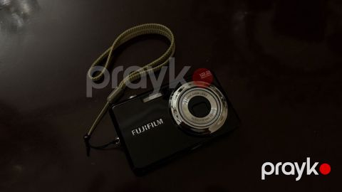 Fujıfılm FinePix J37 rəqəmsal fotoapparat - 12.2 MP sensor (gövdə — Bakı
