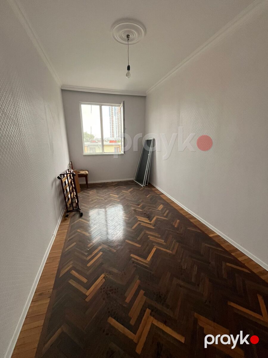 Satılır 3 otaqlı köhnə tikili 68 m² — Mənzil, Bakı (8)