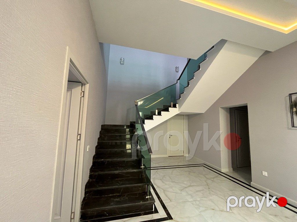 Satılır 7 otaqlı həyət evi/bağ evi 400 m² — Ev, villa, Bakı (9)