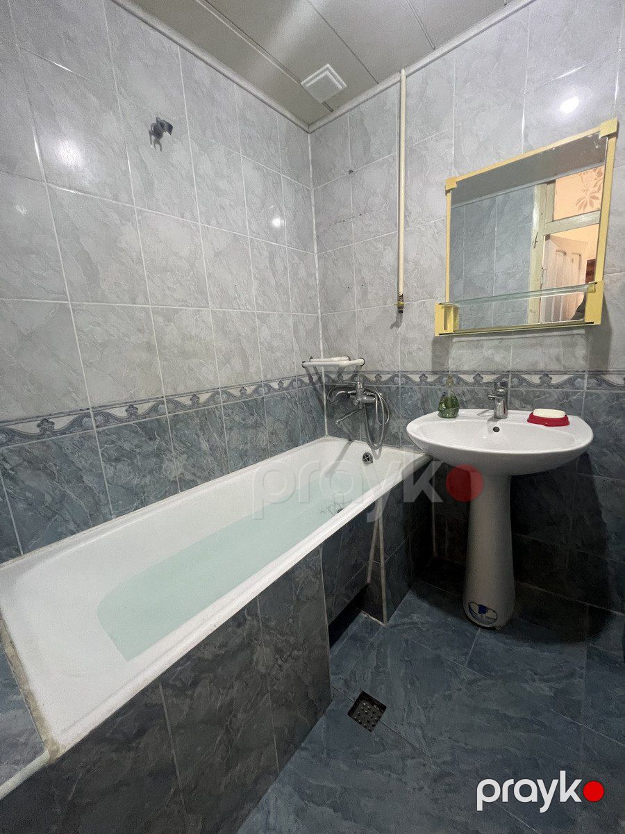 Satılır 3 otaqlı köhnə tikili 75 m² — Mənzil, Bakı (6)
