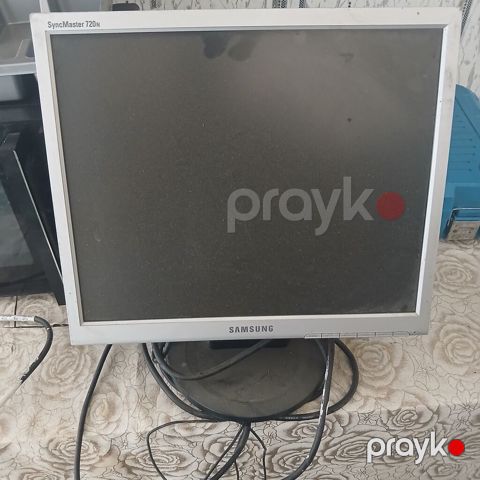 Samsung SyncMaster 720N LCD monitor - Ekran ölçüsü: 17 düym (4:3) — Digah