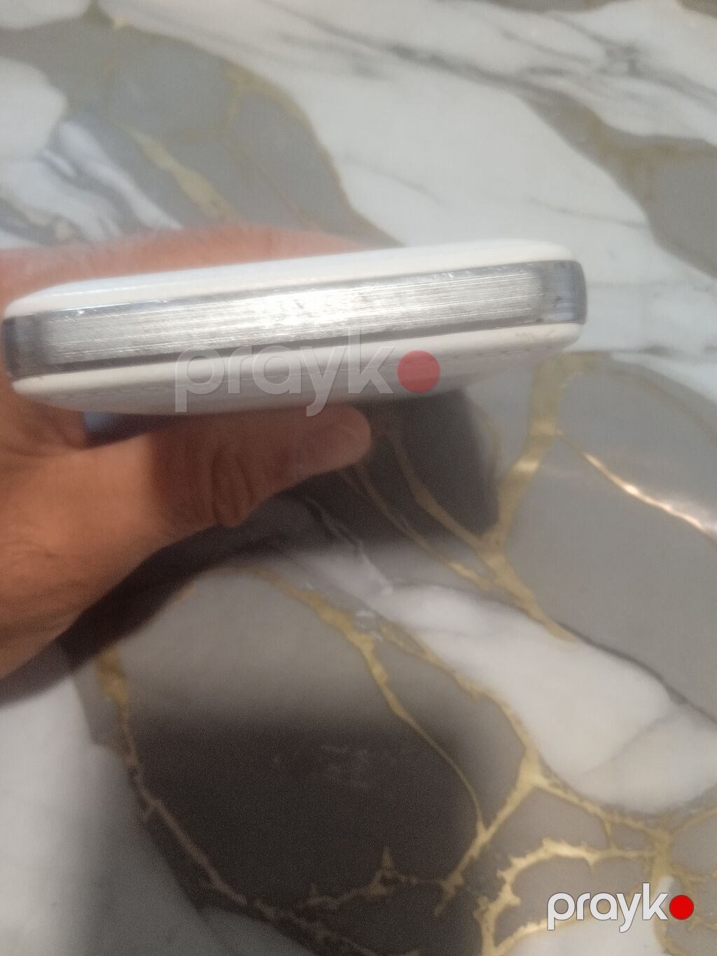 Ağ rəngli portativ enerji bloku (power bank) - Kompakt düzbucaqlı — Powerbank-lər, Saray (2)
