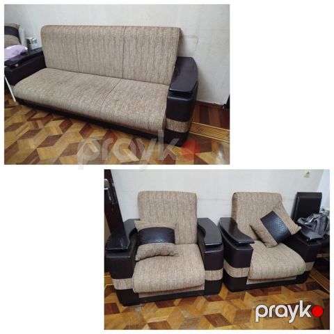 Divan kreslo desti Qiymet 200 man Unvan;Razin .Asan xidmetin yani — Bakı